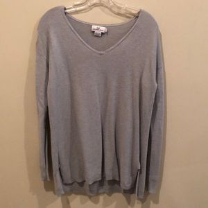 Vineyard Vines Grey Vneck Sweater